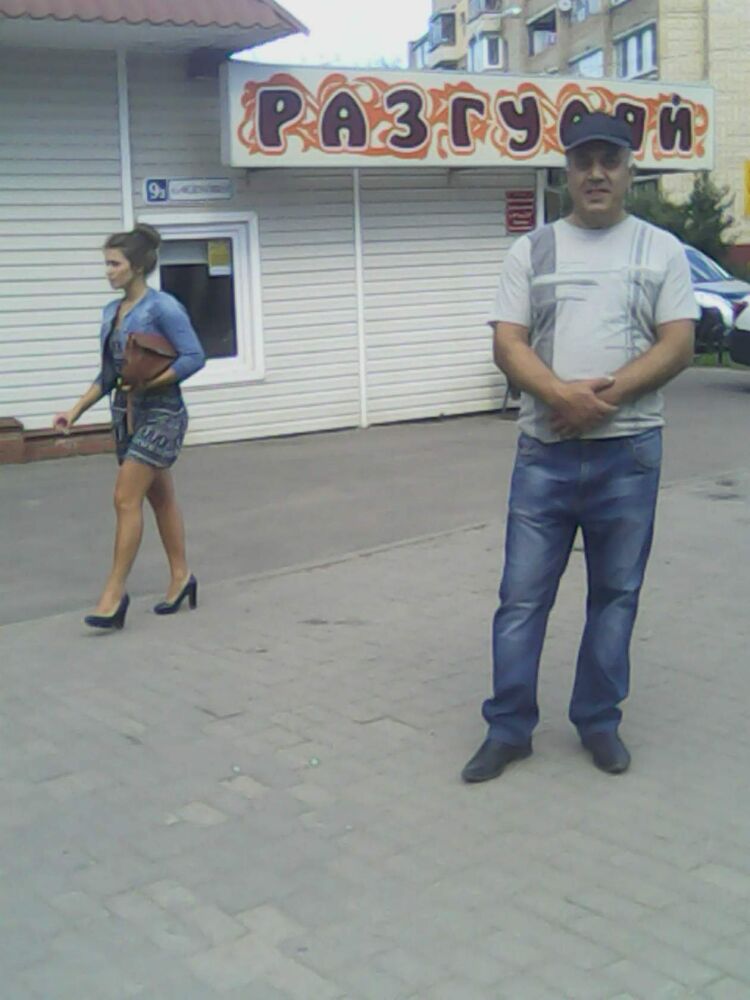 24204501  Aro, 58 ,    