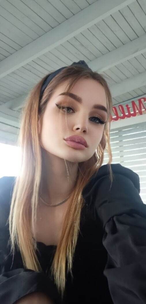  31983221  Darina, 25 ,    