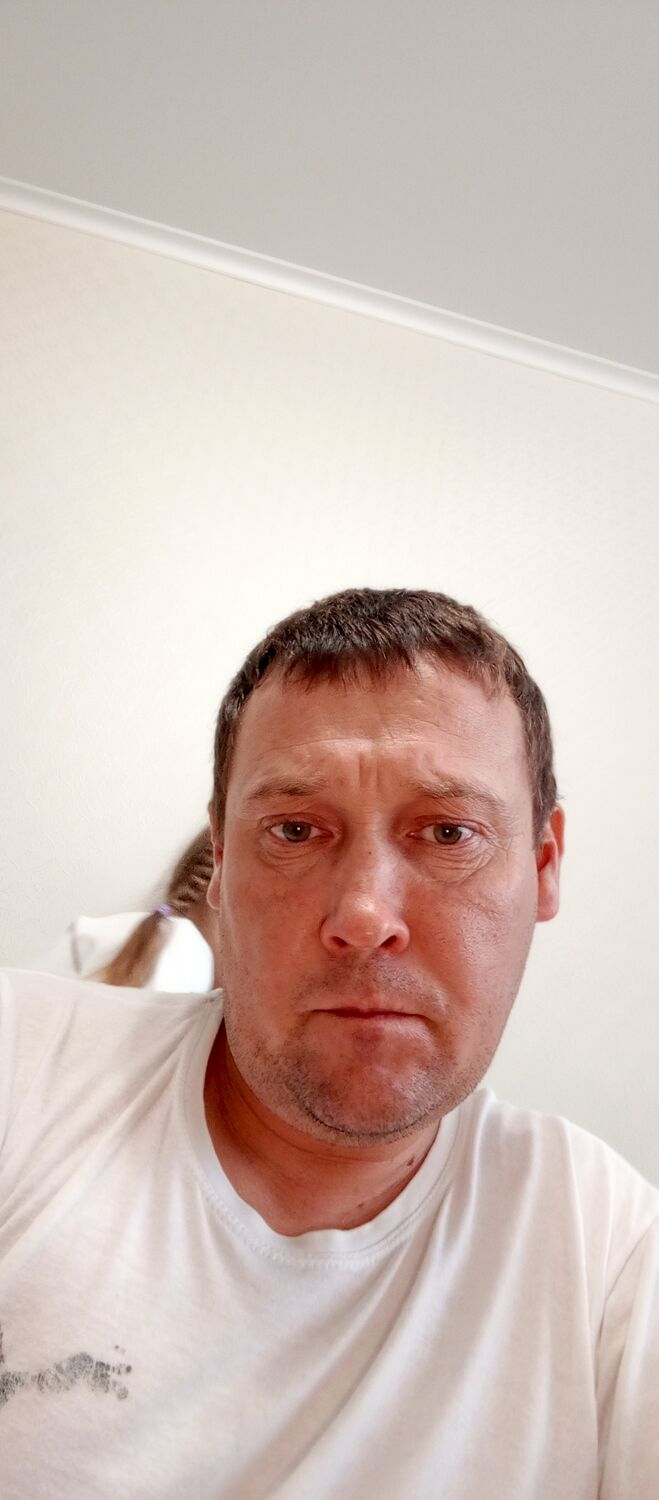  53215841  Igor, 40 ,    