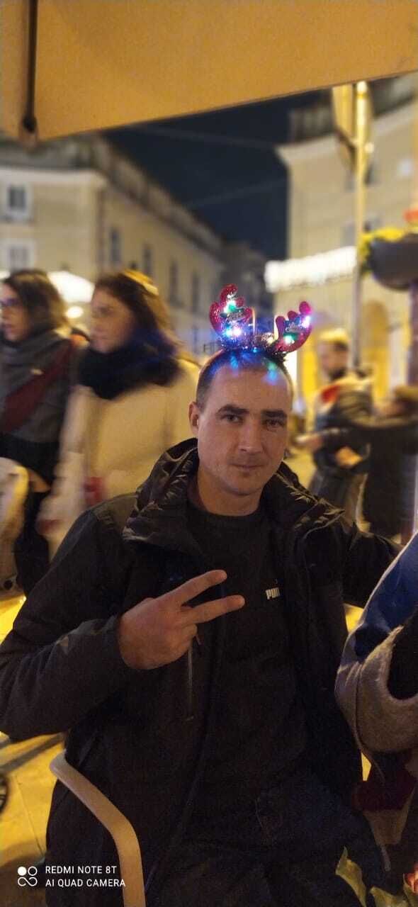  34359891  Viktor, 39 ,    Piaseczno