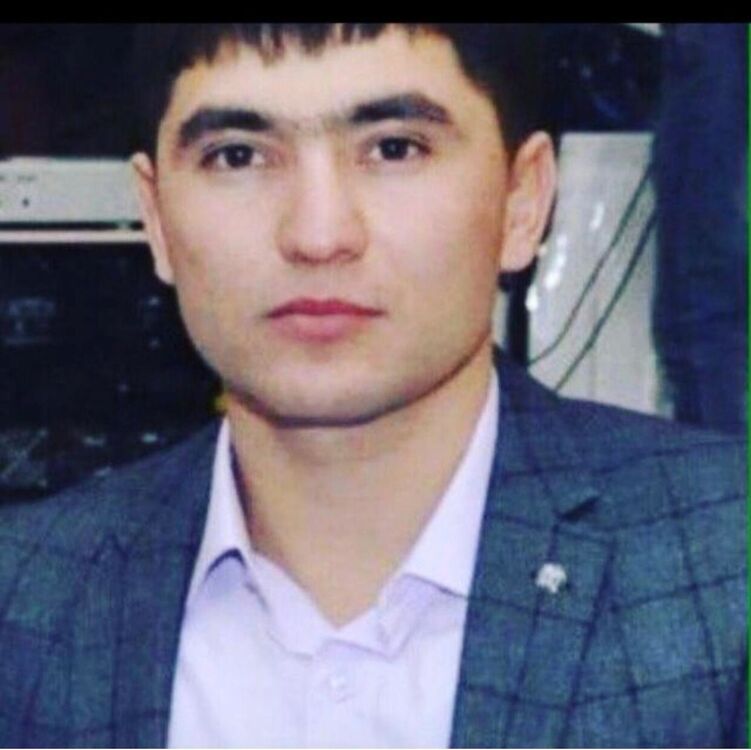  18666541  Rustem, 32 ,    