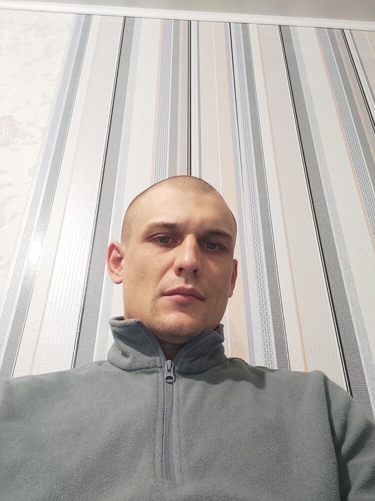  42889271  , 36 ,    