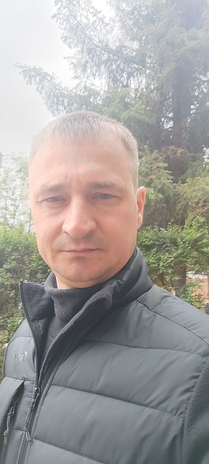  51989941  Fedor, 43 ,    
