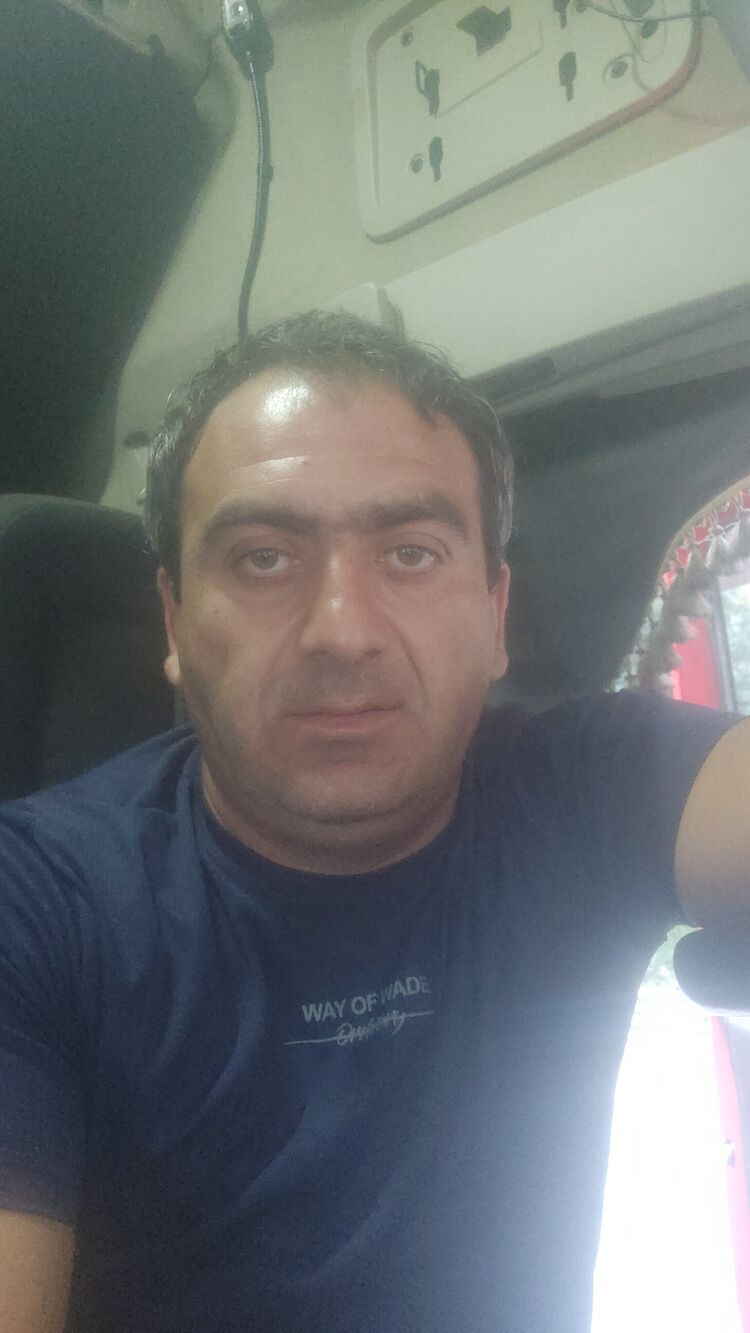  45673371  Gor, 37 ,    