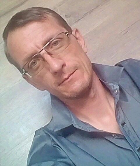  ,   DeniS, 46 ,   ,   , c 