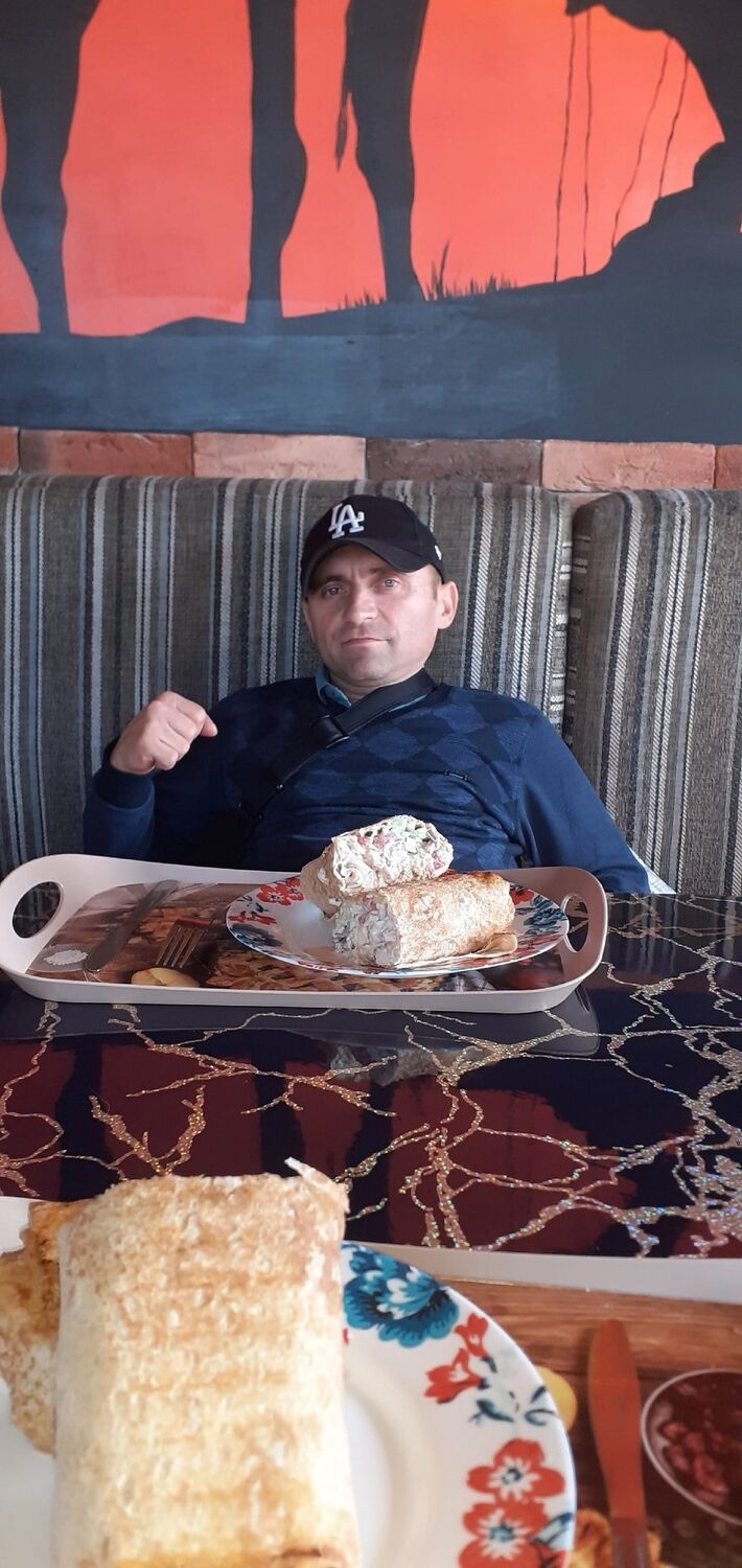   ,   Alexander, 40 ,   ,   