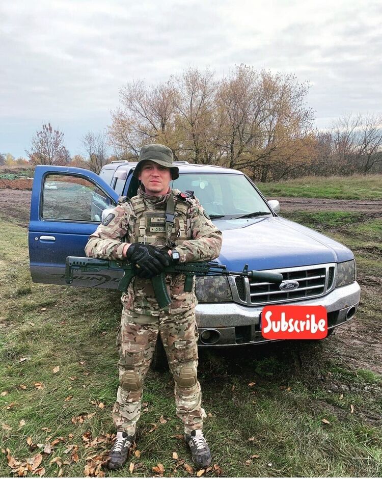  ,   Igor, 32 ,   ,   