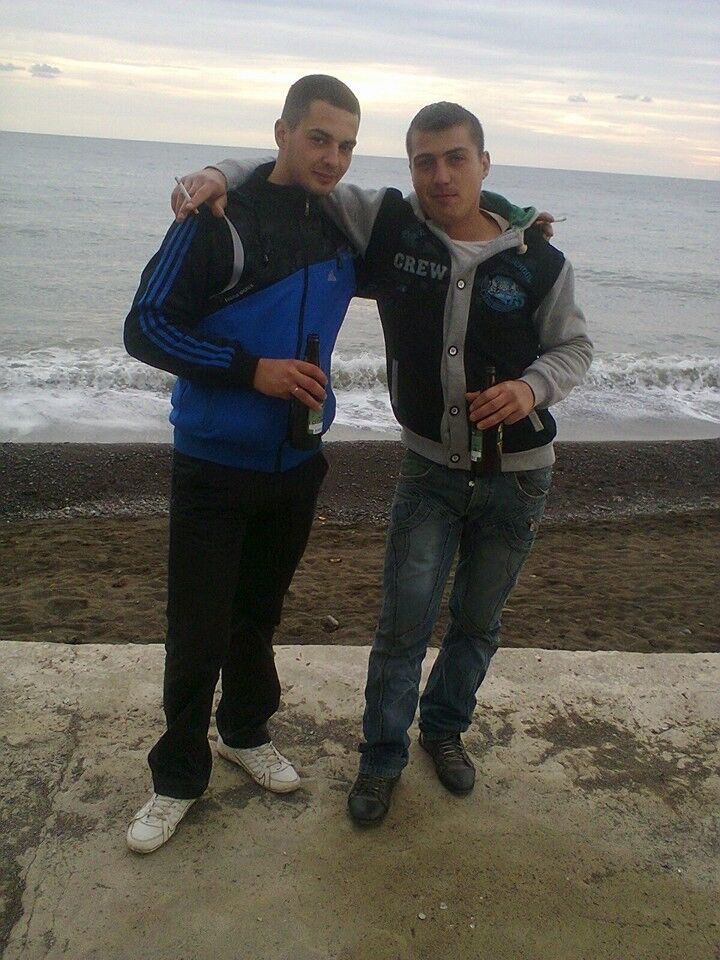 6023921  Tibi, 33 ,    