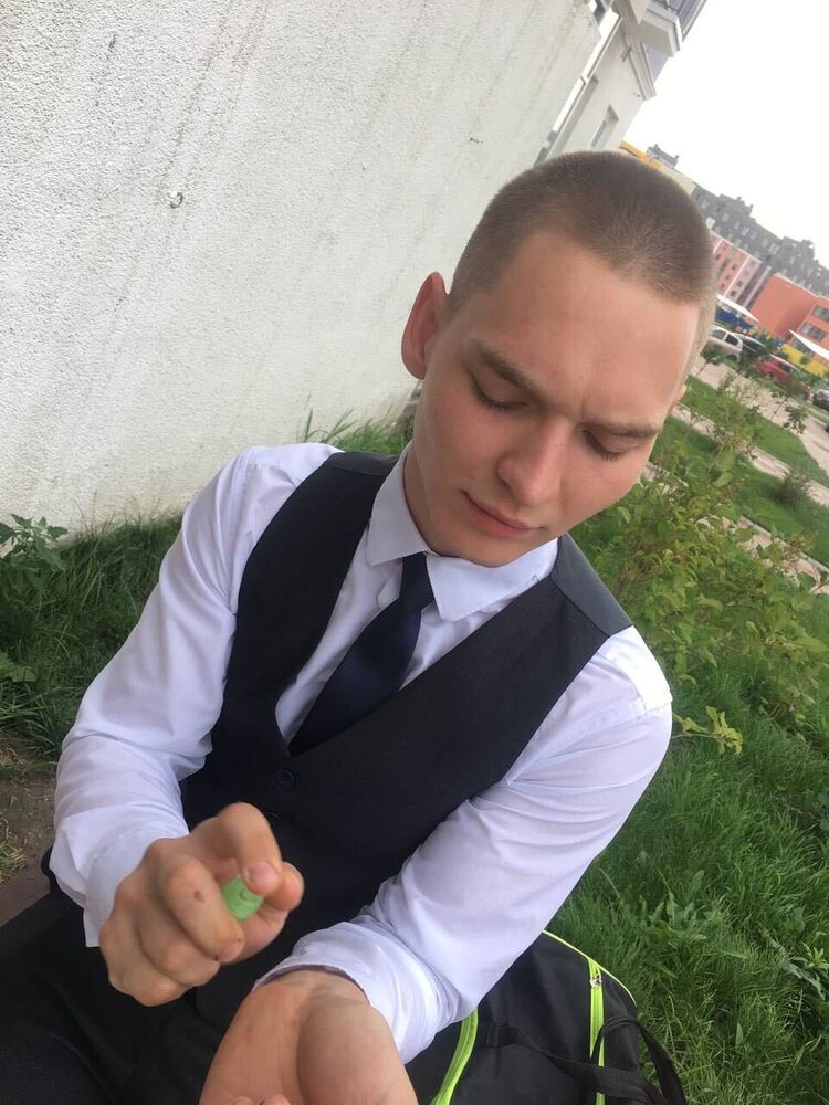  -,   , 21 ,  