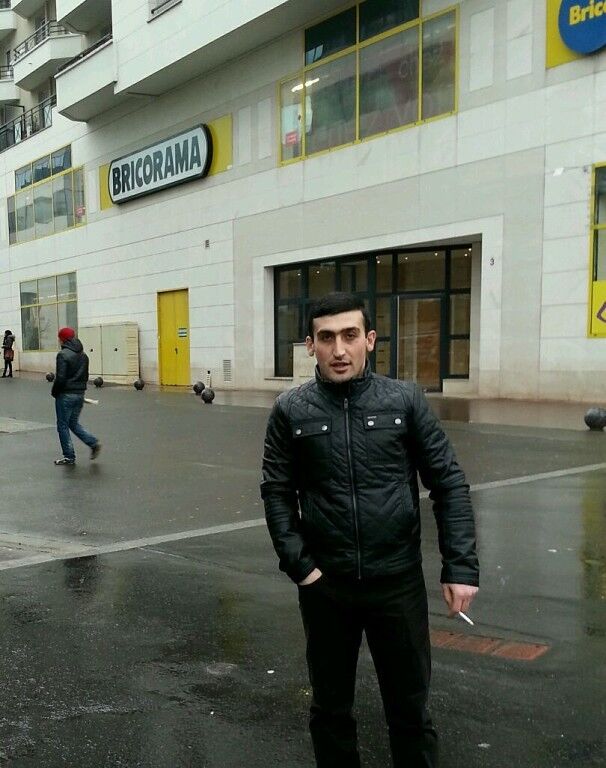  5771751  Armen, 35 ,    