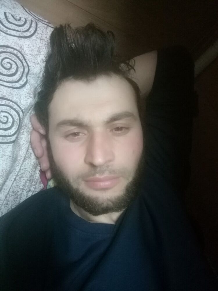   ,   Jeki, 33 ,  