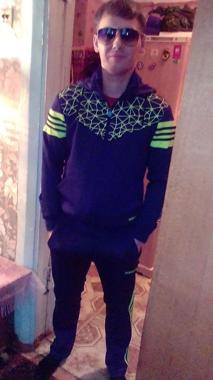  ,   Anatoly, 35 ,   ,   , c , 