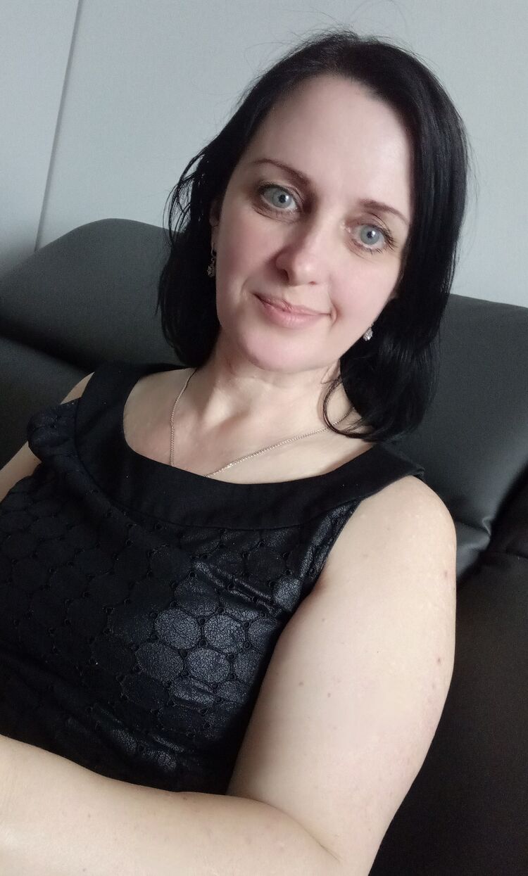  Kuesnacht,   , 47 ,   ,   