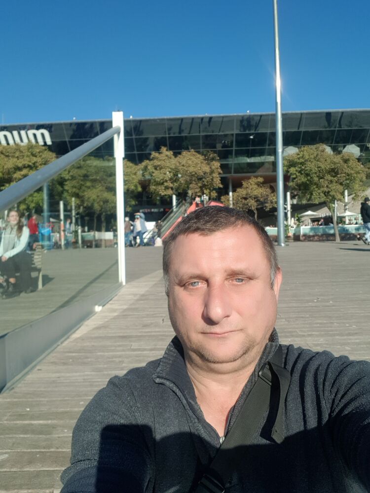  34182441  Wladimir, 49 ,    