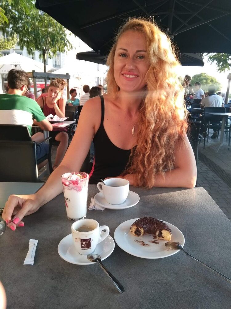  13235431  Olga, 42 ,    