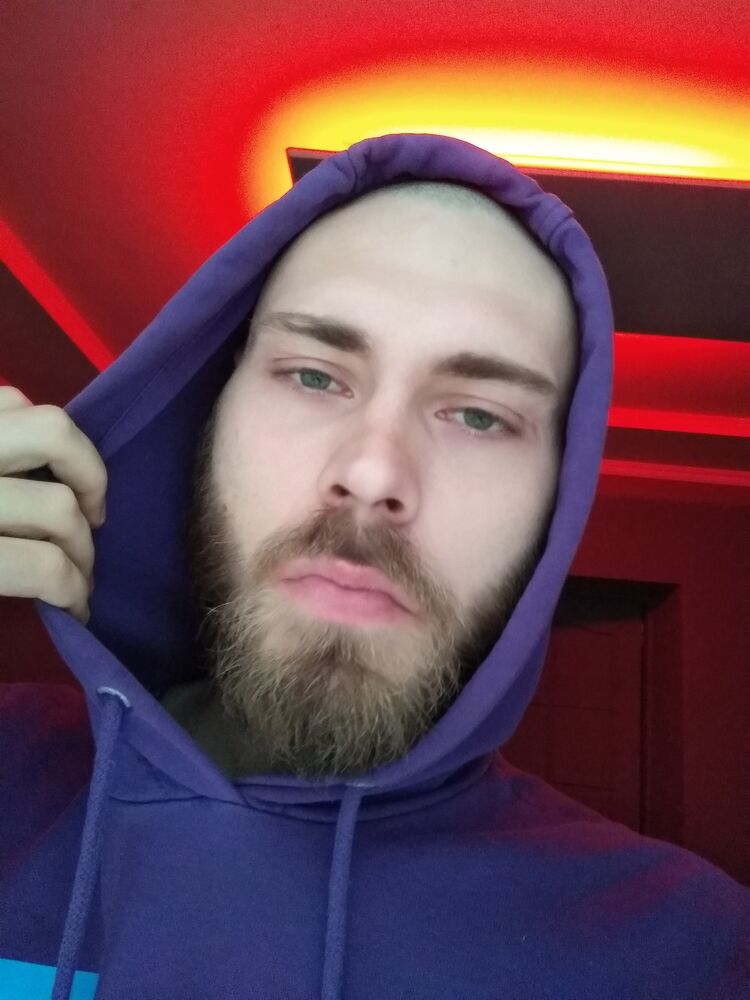  42588961  , 24 ,    