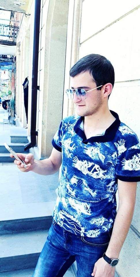  ,   Arman, 30 ,   ,   