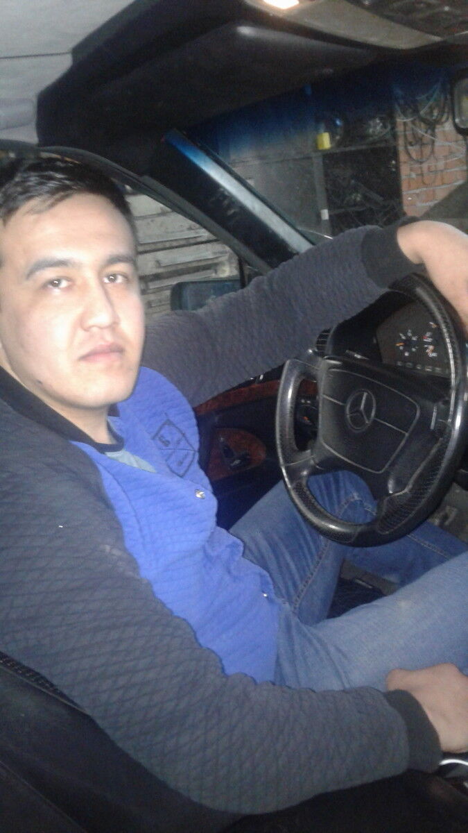  18507231  Sardorbek, 31 ,    