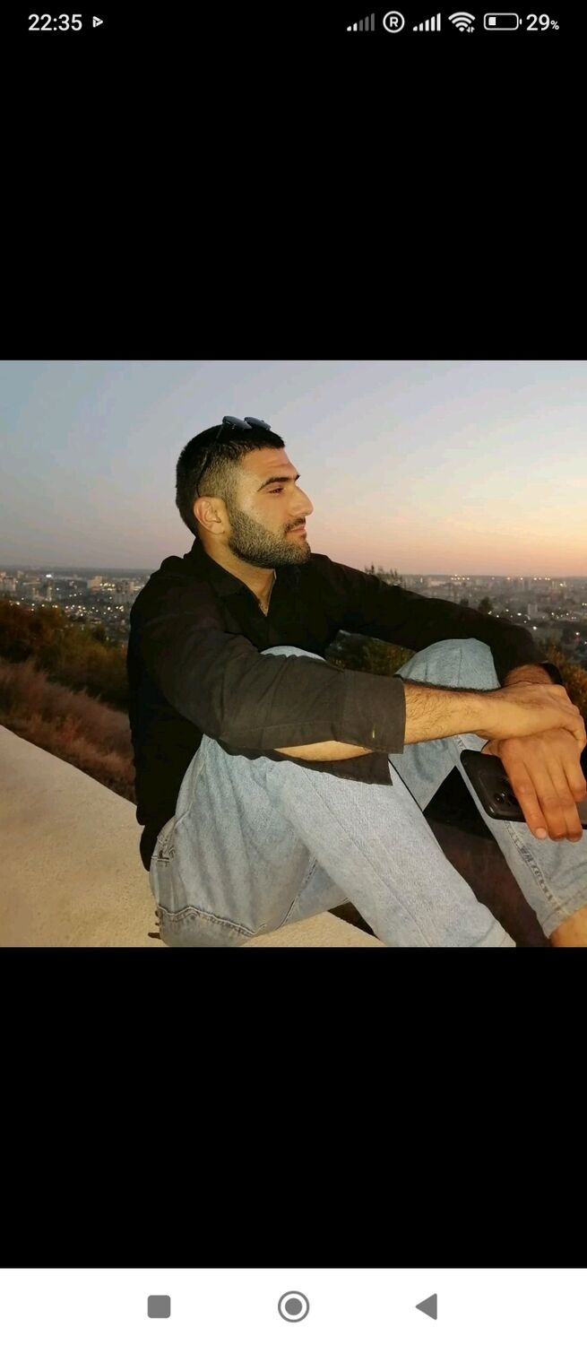  ,   Alik, 29 ,   ,   