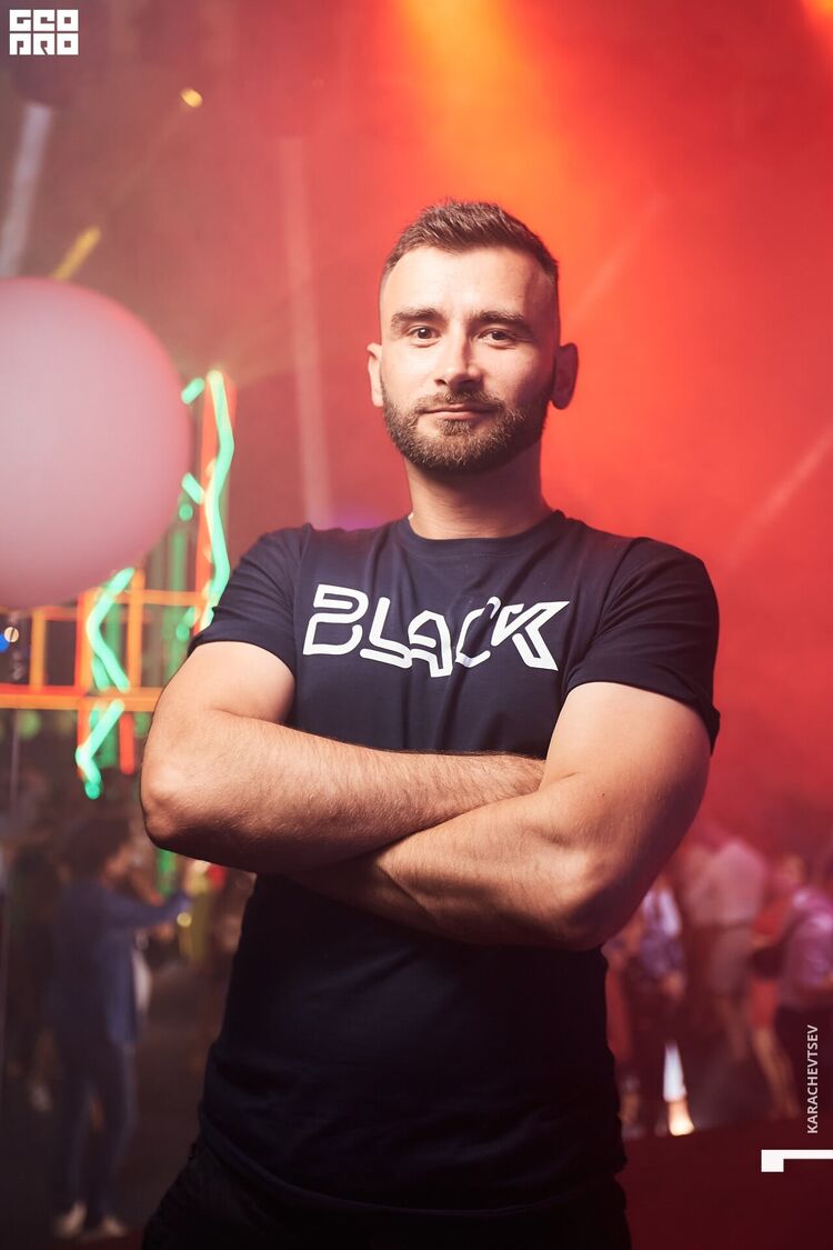 ���� 25823951 ������� �������, 36 ���, ���� ���������� � �����������