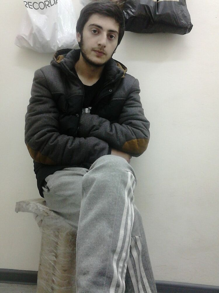  7999261  , 34 ,    
