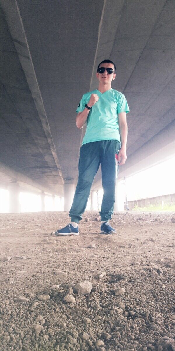  20745021  Misha, 29 ,    