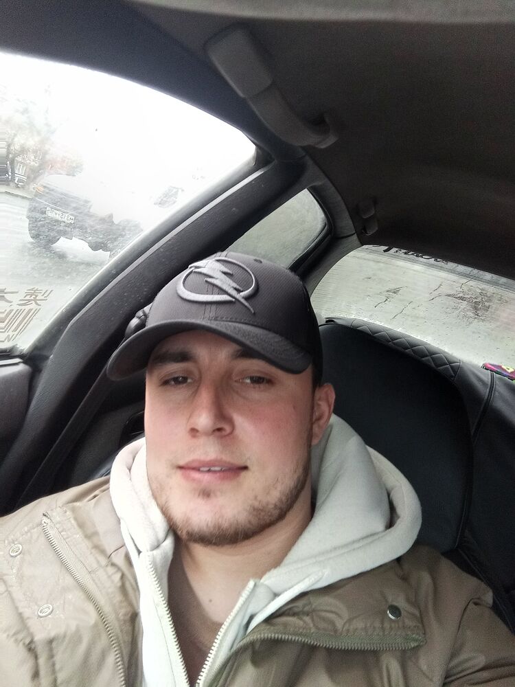 ,   Joni, 26 ,   ,   