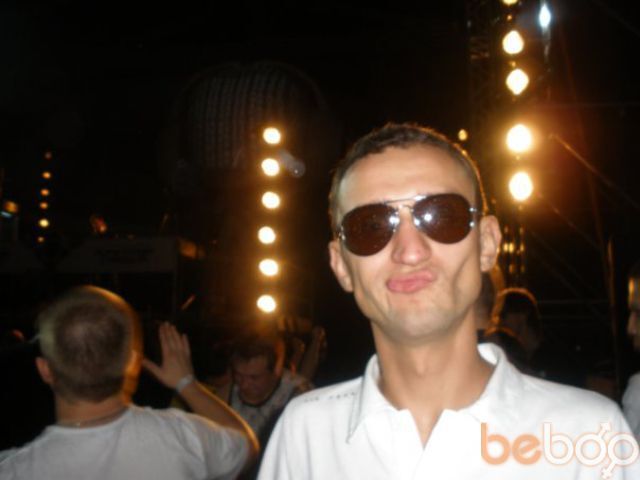  -,   Antony, 44 ,   