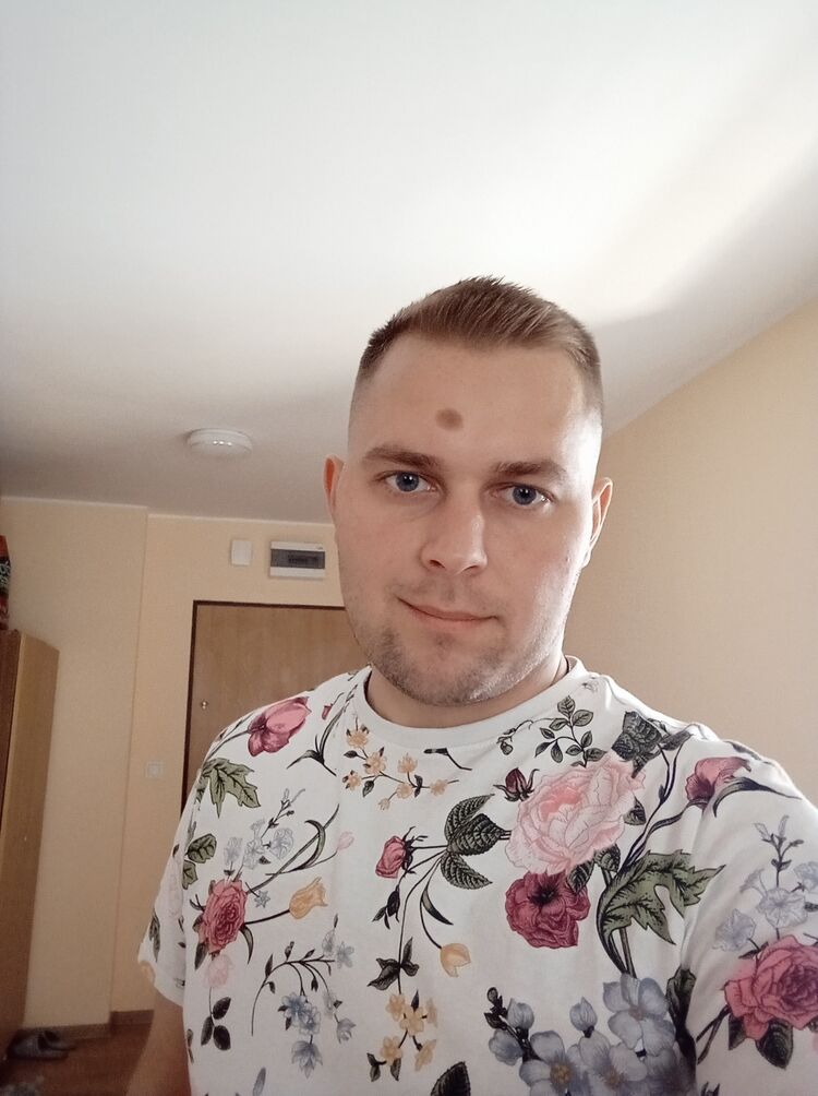  39191231  Ruslan, 28 ,    Bielawa