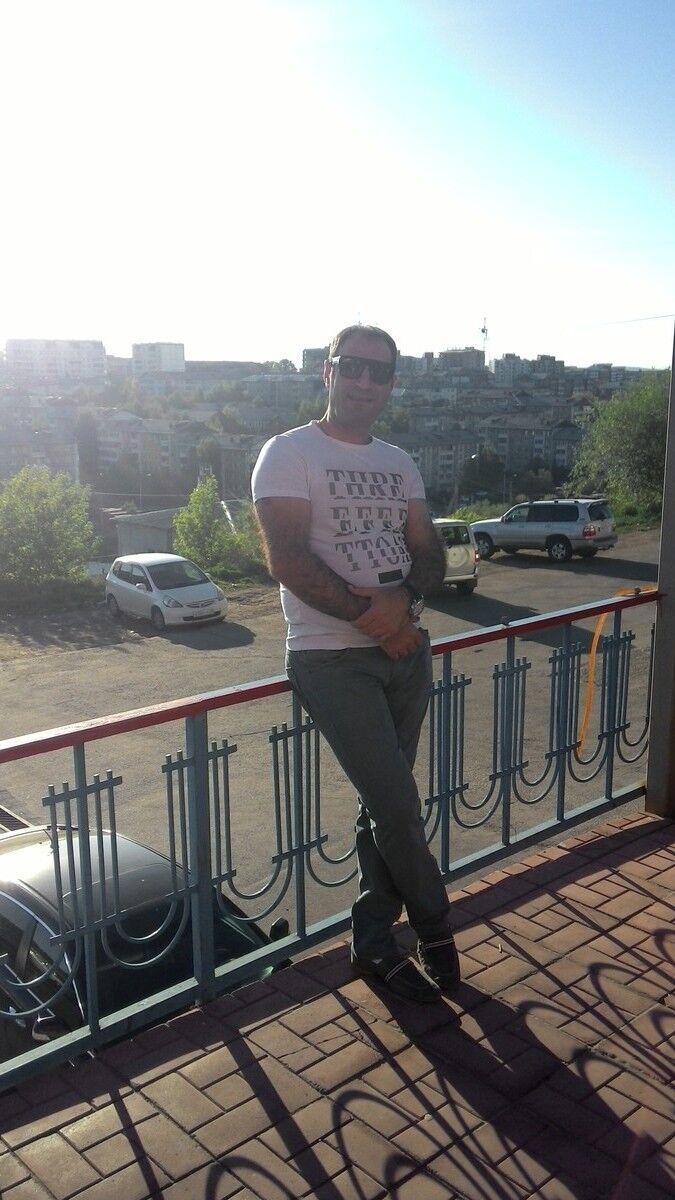  8165831  Garik, 47 ,    