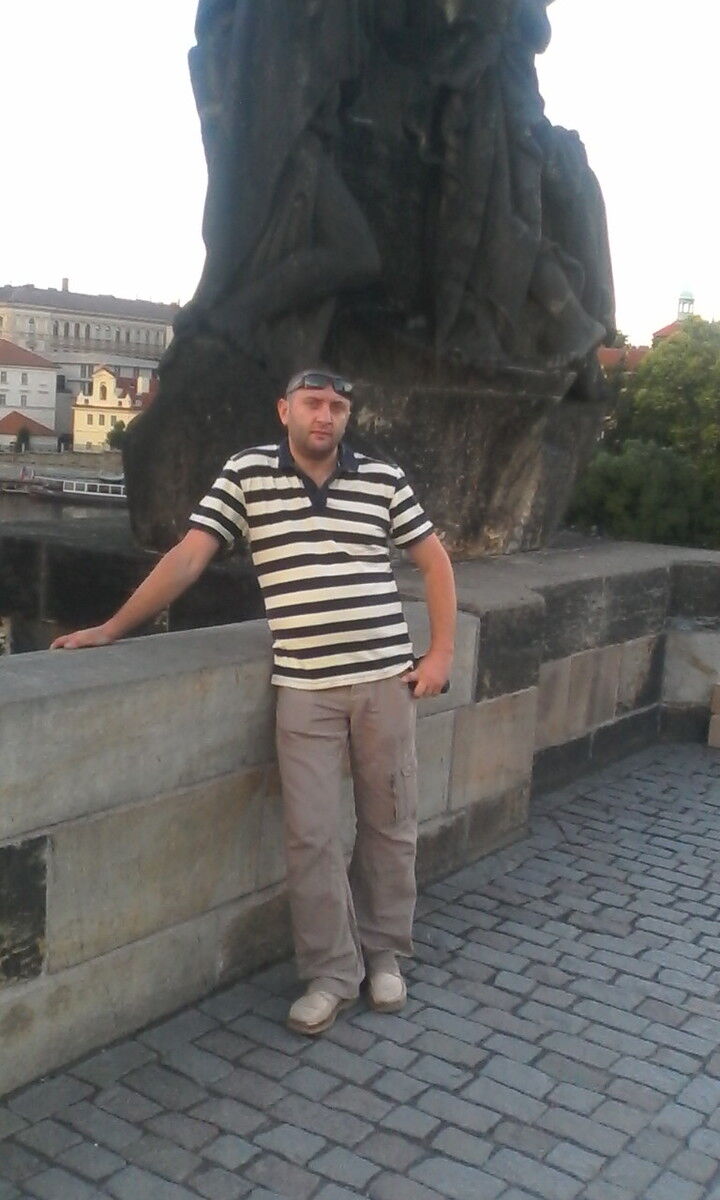  5557361  , 42 ,    Praha