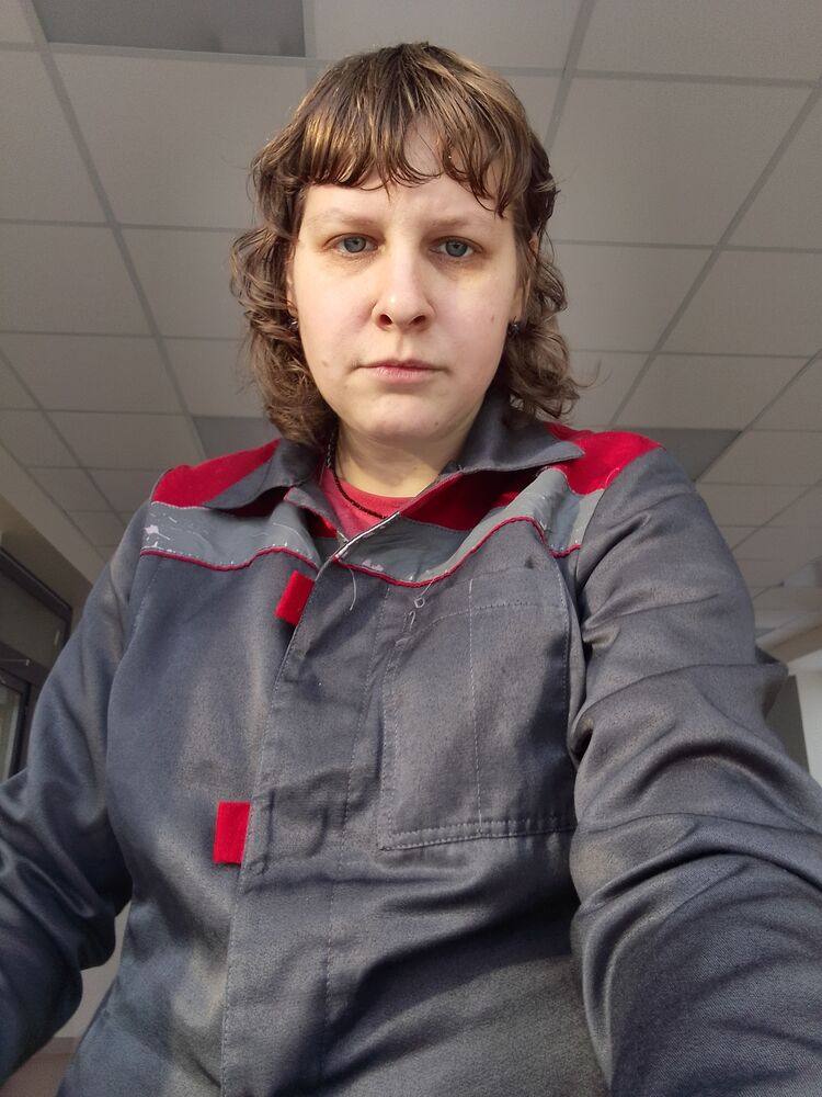  47921981  , 32 ,    