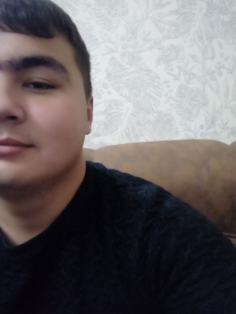  21610851  Asadbek, 23 ,    
