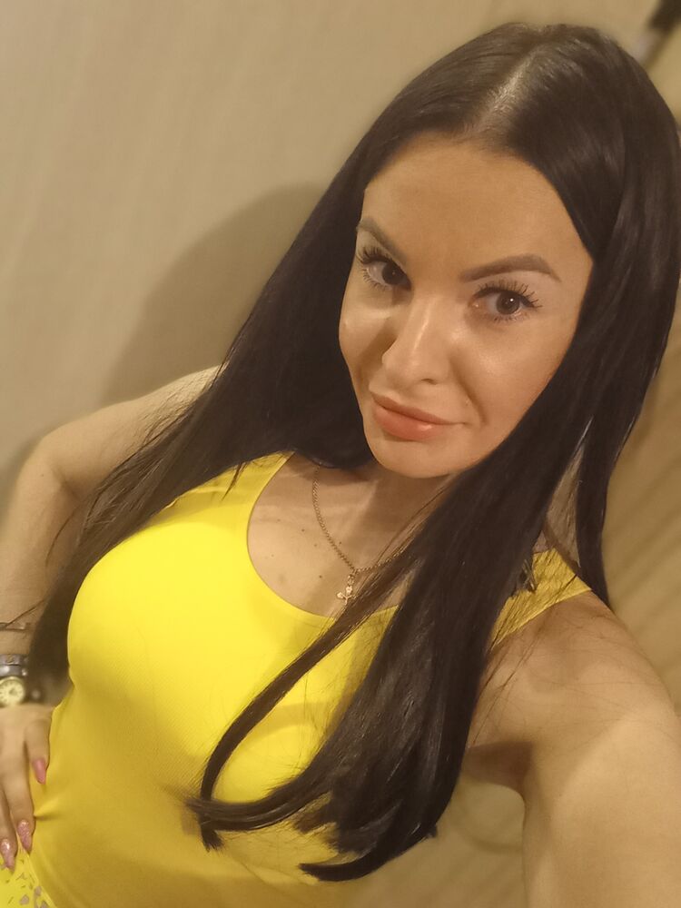  48704071  , 39 ,    