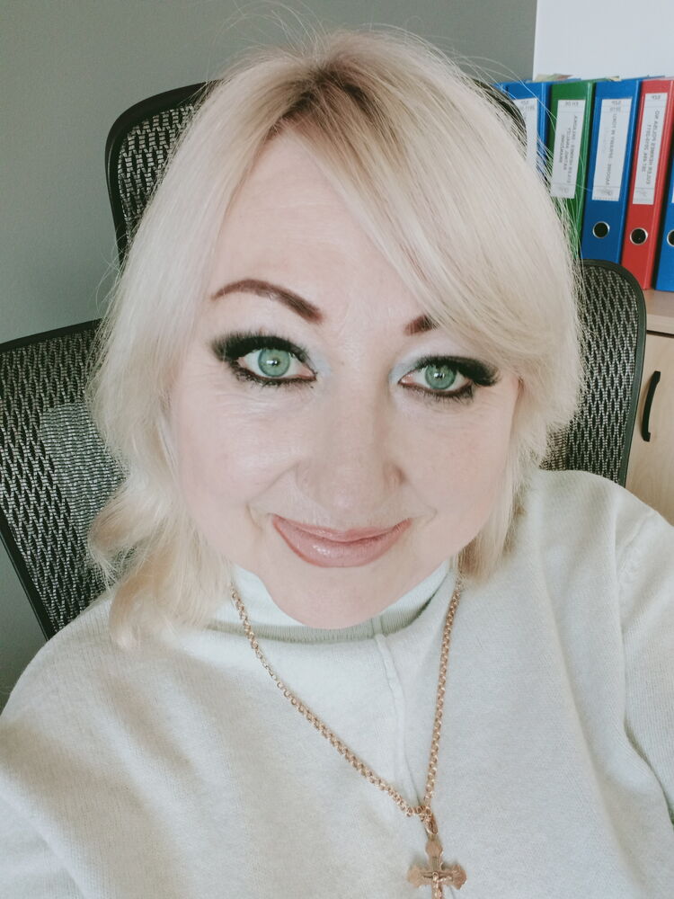  25194891  Larissa, 57 ,    