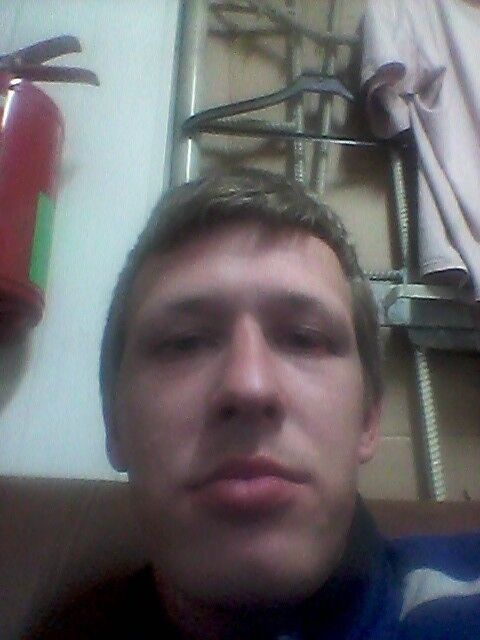  10129691  Andrej, 38 ,    