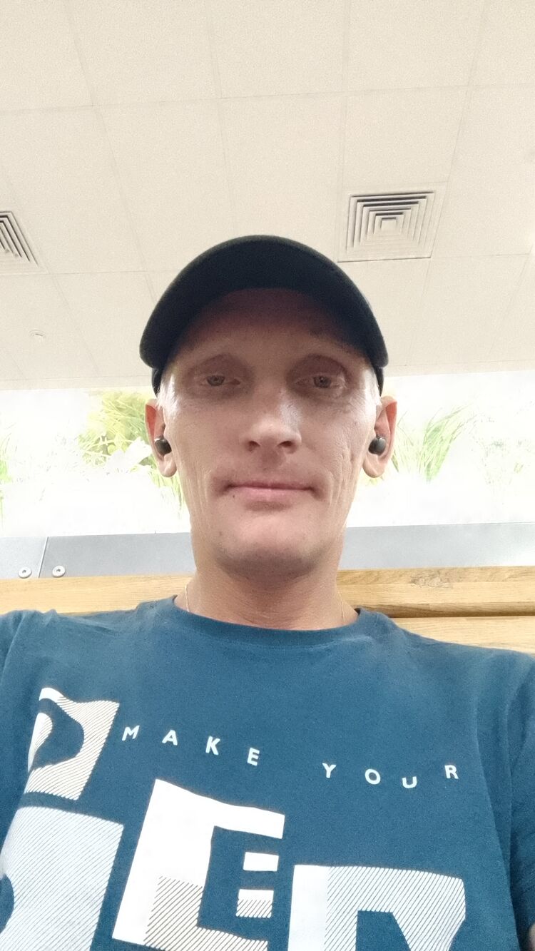 ,   Andrey, 39 ,   ,   , c , 