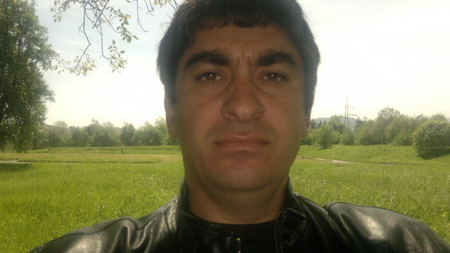  ,   Ruslan, 42 ,   ,   , c 