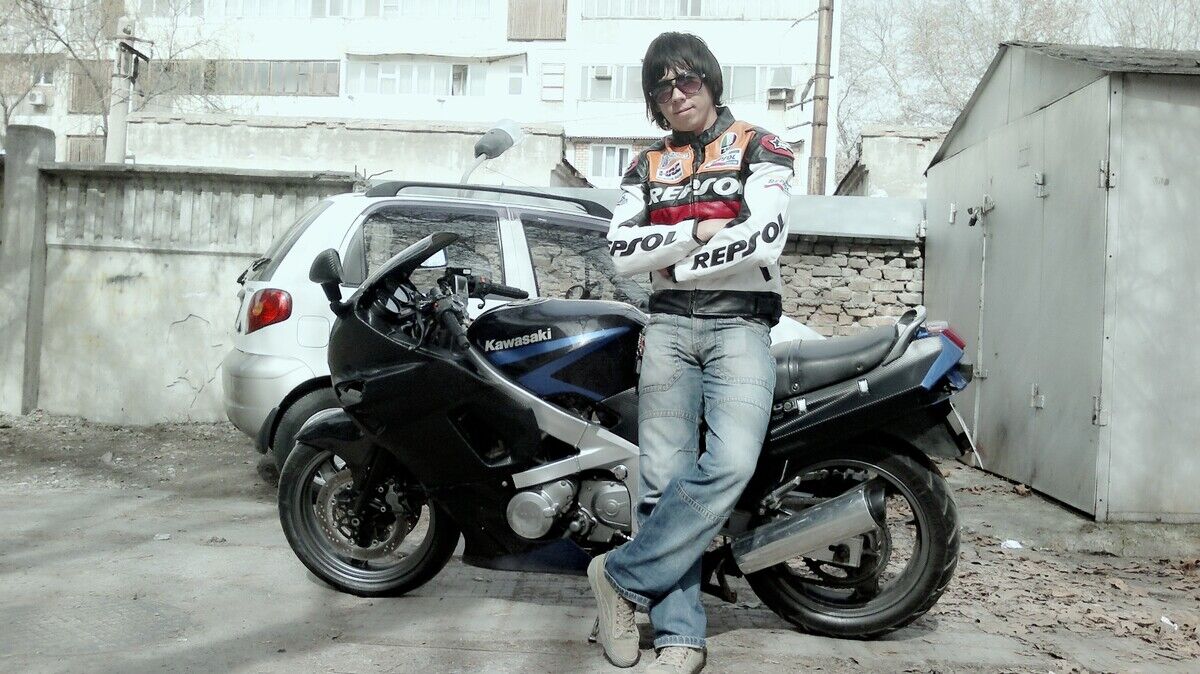  21370661  , 43 ,    