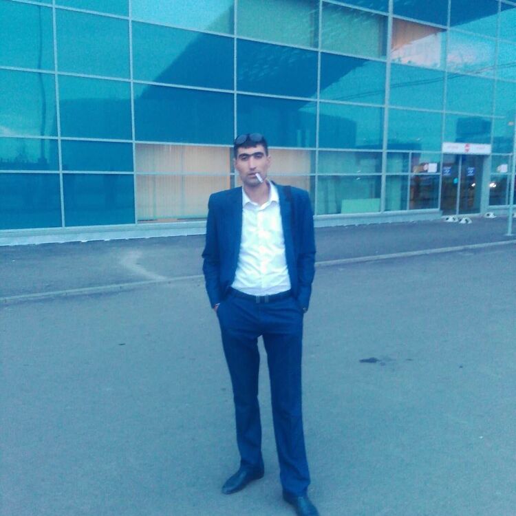  ,   Gevorg, 35 ,   ,   