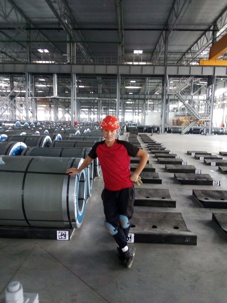  27504721  Maksim, 41 ,    