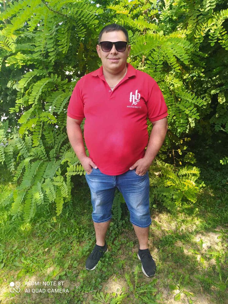  ,   Misha, 37 ,   ,   