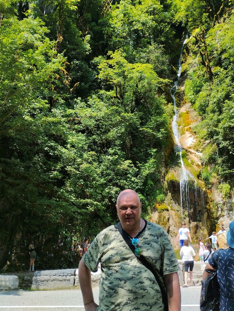  53053891  Oleg, 58 ,    