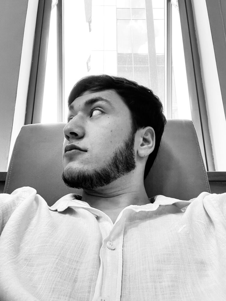  54492851  Doniyor, 24 ,    