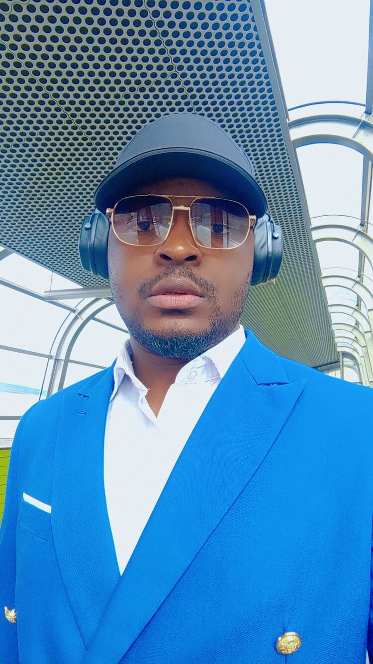 ���� 54878041 ������� Dannick eba, 40 ���, ���� ���������� � ������