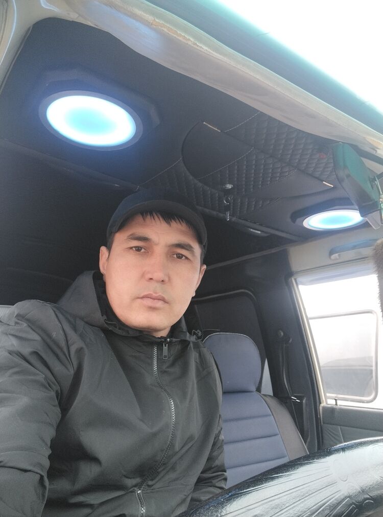  47356391  Murod, 39 ,    