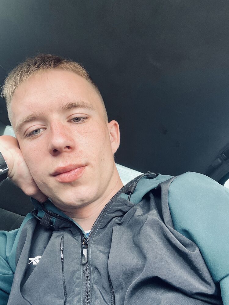  37107931  , 83 ,    