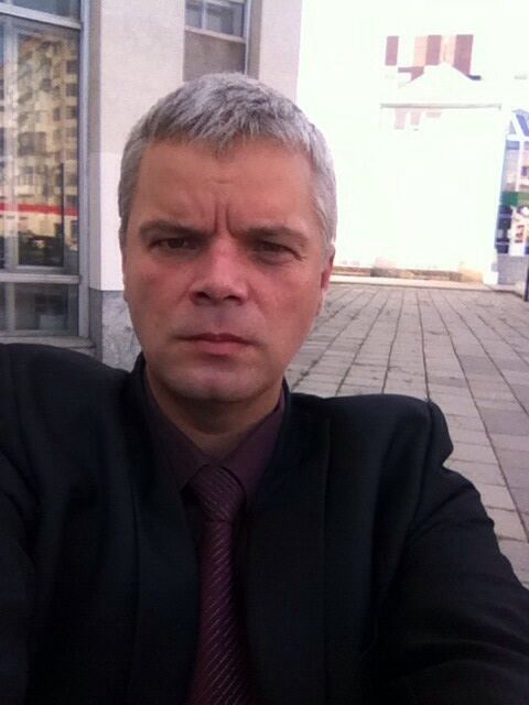  46577821  Servaku, 46 ,     