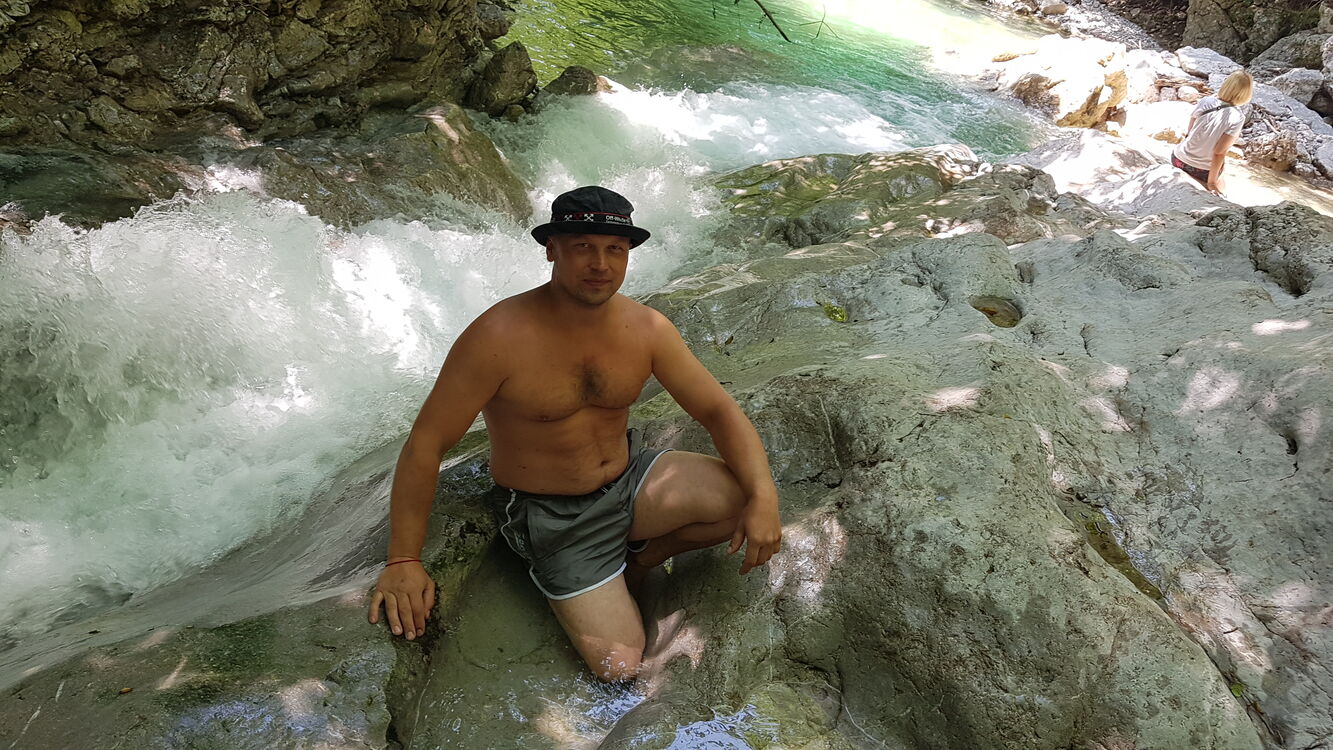  25367841  Vitaly, 38 ,     