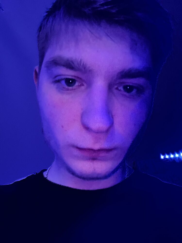 43738801  , 22 ,    